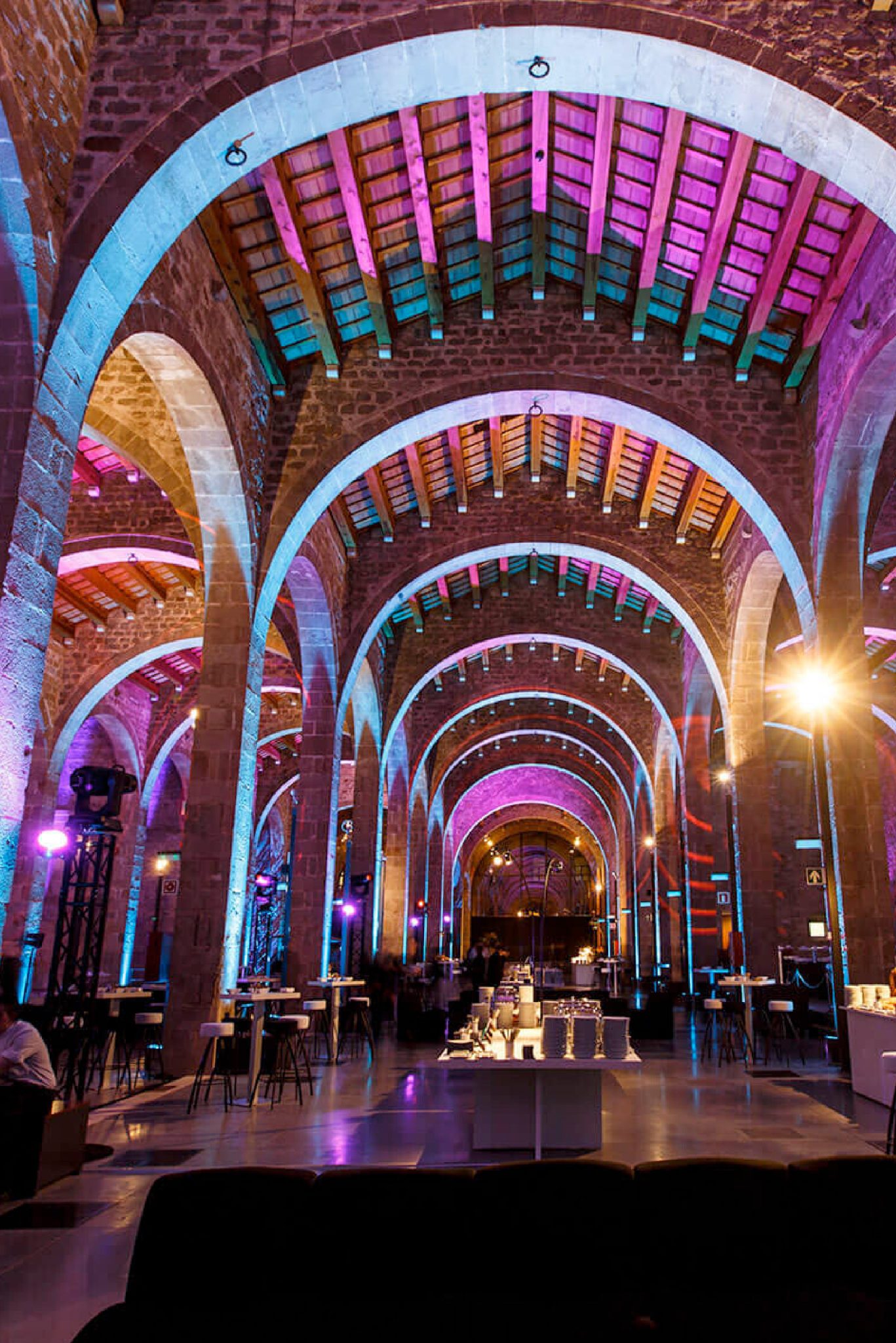 5Mesa de trabajo 1-80