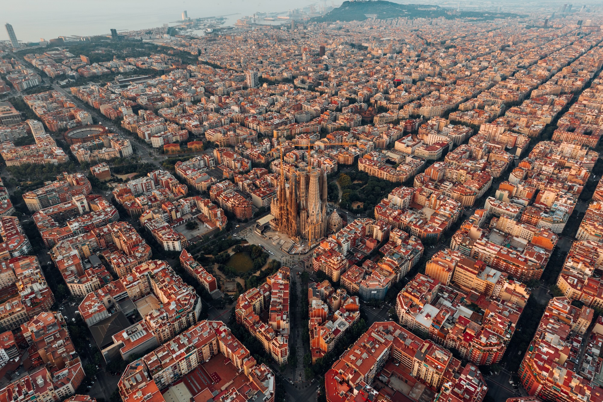 BARCELONA DRONE WEB-unsplash
